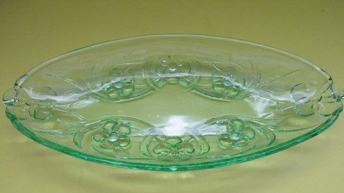 Vintage green glass decorative - green,