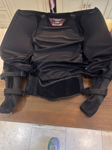 Fox titan sport body armour - sport,