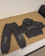 Named collective unisex black