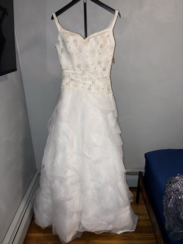 White line wedding dress - a-line,