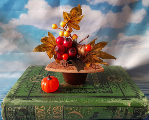Vintage ikebana pottery flower - vintage,