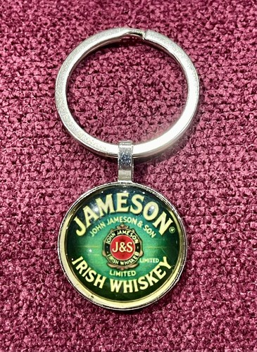 Jameson irish whiskey - jameson, keyring.