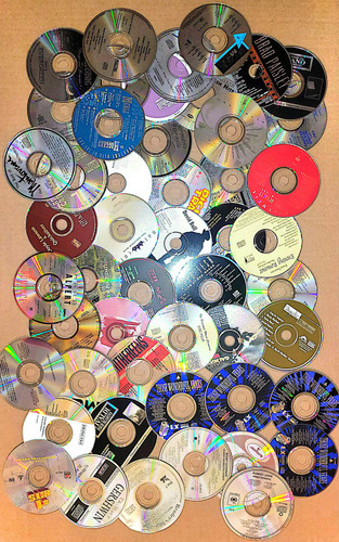 Lot over 250 cds for - lot,