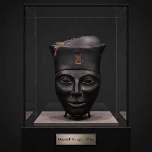 Ancient egyptian queen - egyptian,