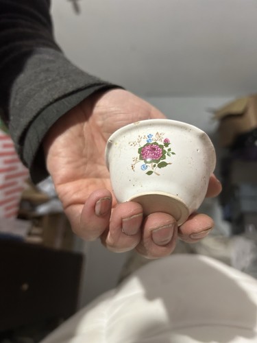 Unmarked ceramic dish - unmarked,