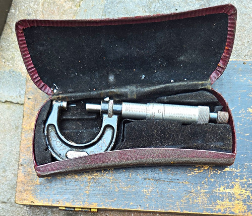 Starrett outside - s.,