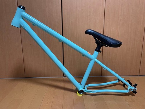 2022 kona shonky - 2022, set