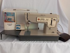 Singer Zig-Zag Model 457 - Electric Sewing Machine