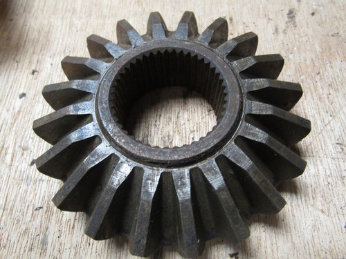 Bedford axle differential sun