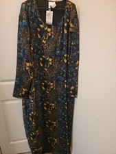 EAST ESEENCE plus size Abaya