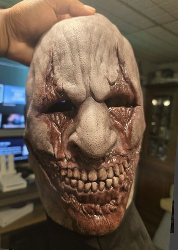 Shattered silicone face - shattered,