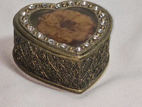 Vintage pill box with pressed - vintage,