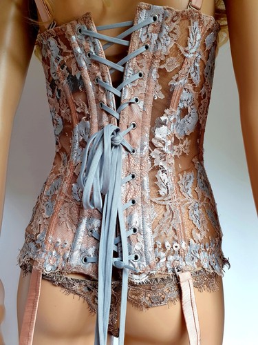Agent provocateur adiyah - agent,