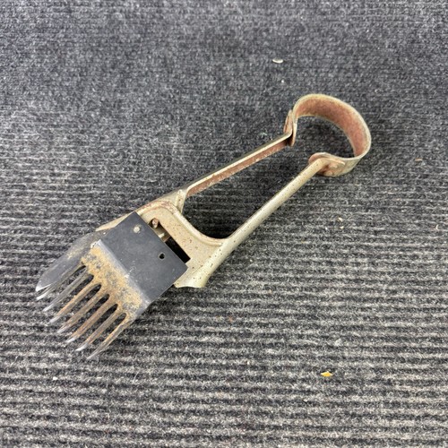 Vintage antique sheep shears - antique,
