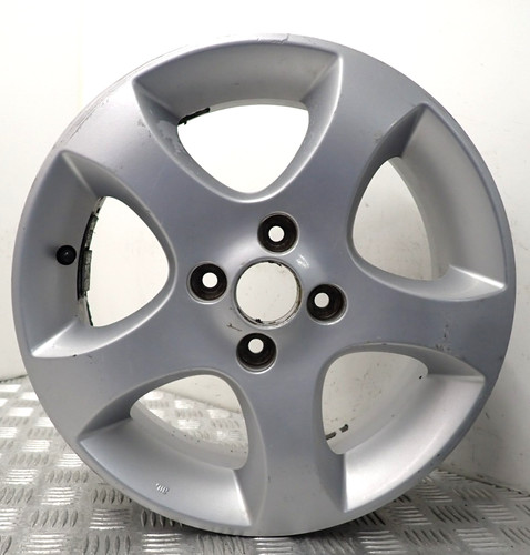Suzuki swift silver - suzuki,
