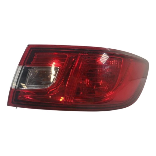 Right rear light - right,