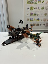 Lego Ninjago Misfortune's Keep 70605. No mini figures.