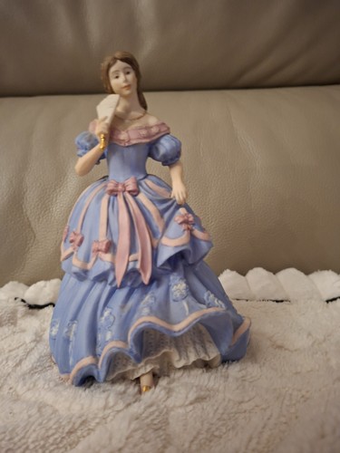 Wedgewood porcelain figurine - porcelain,