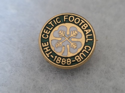 The celtic pin enamel badge - celtic,