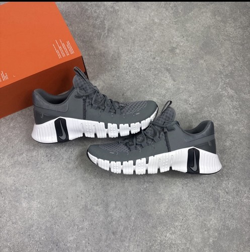 Size nike free metcon - 10.5-, 5