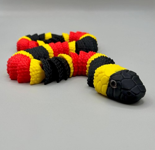 Articulated coral snake - snake, 3d