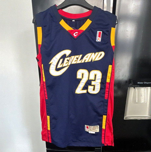 Mitchell ness cavaliers - mitchell, &