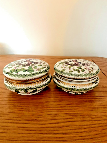 Pair vintage victoria - vintage,