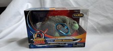 Kung Zhu pets hamster with