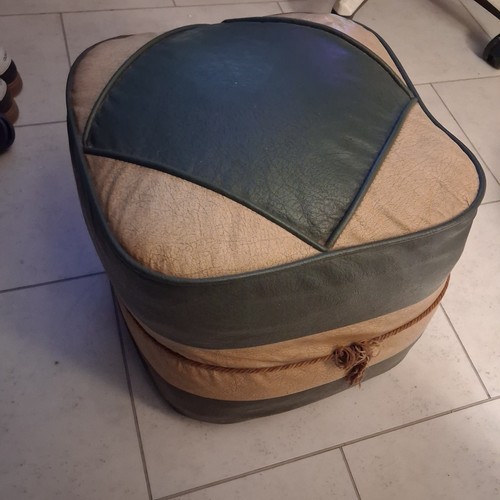Vintage leather pouffe - leather, cube