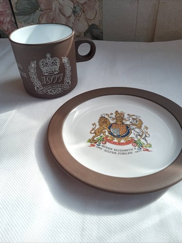 Queens silver jubilee - silver,