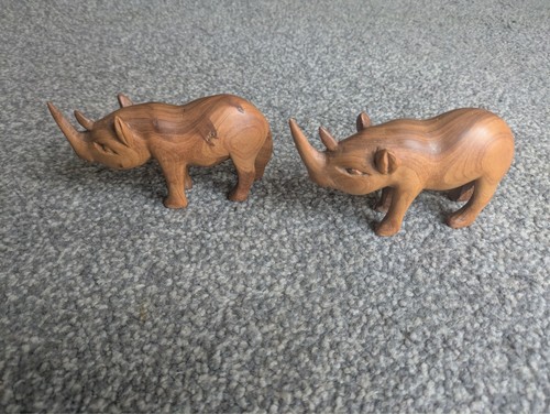 Rhino hand carved wooden - 2, x