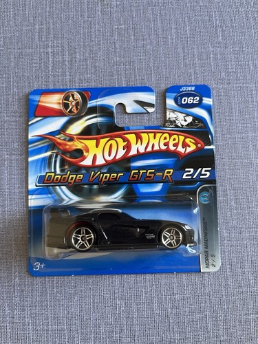 2006 hot wheels 062 - hot, #062