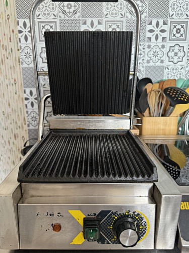 Electric contact grill panini - contact,