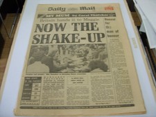 Vintage DAILY MAIL Newspaper