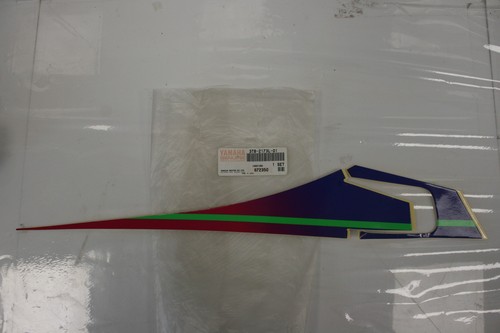 Left tail fairing stripe - tail,