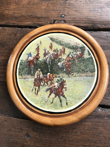 Wooden wall picture 1982 - , grand