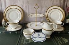 Royal Doulton Royal Gold H4980 Afternoon Tea Set for Two People 