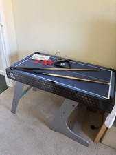 Games Table Pool And Air Hockey