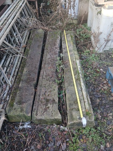 Gritting stone lintels - , or