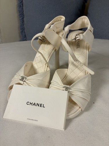 Chanel white leather - leather, cc