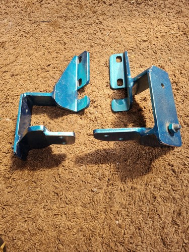 Classic car brackets - classic, brackets,