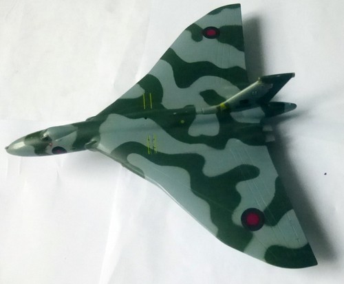 Diecast 144 model avro - diecast, model: