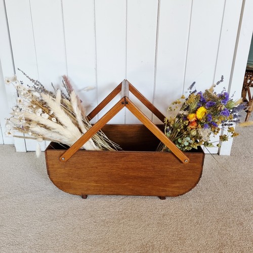 Vintage wooden garden - vintage, flower