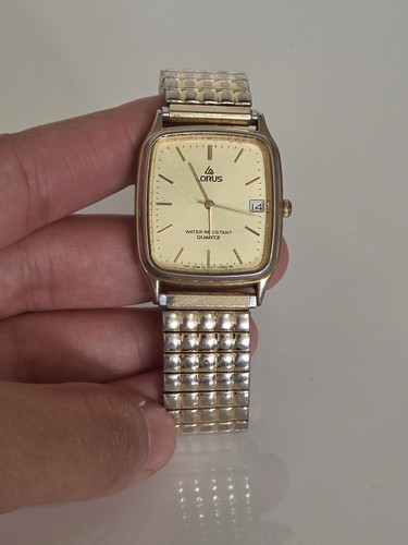 Vintage gold tone - gold-tone, quartz
