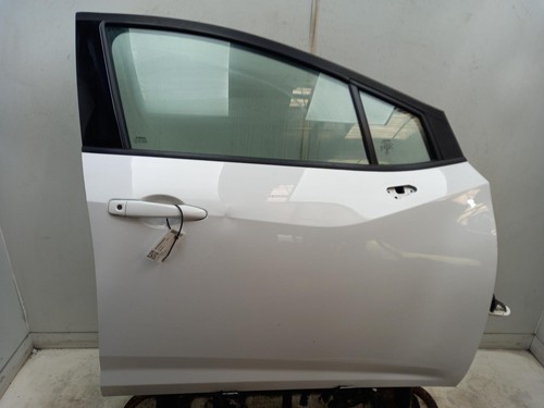 Nissan micra right front door - micra,