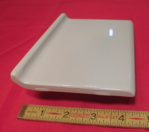 Glossy white bullnose - 1,