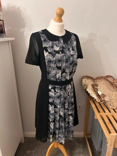 Black floral pleated peter - black,