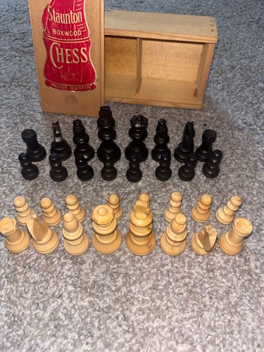 Vintage staunton boxwood chess - boxwood,