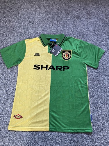 Retro manchester united away - united,