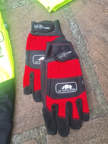 Sip protection chainsaw gloves - sip,